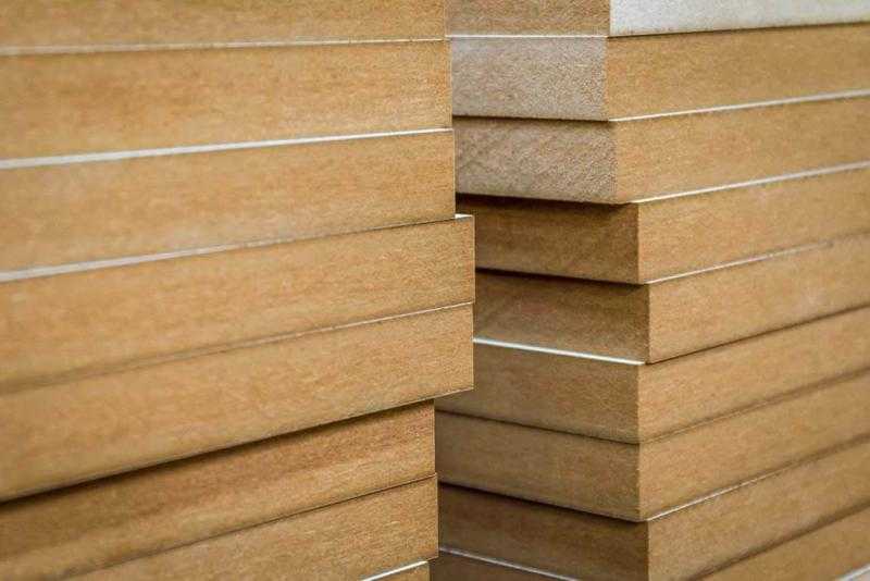 تفاصيل إنشاء أول مصنع لإنتاج خشب MDF من جريد النخيل