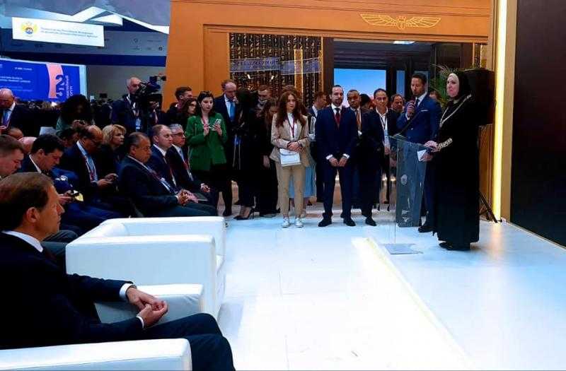 وزيرة التجارة والصناعة تفتتح الجناح المصري ضيف شرف منتدى سانت بطرسبرج الدولى