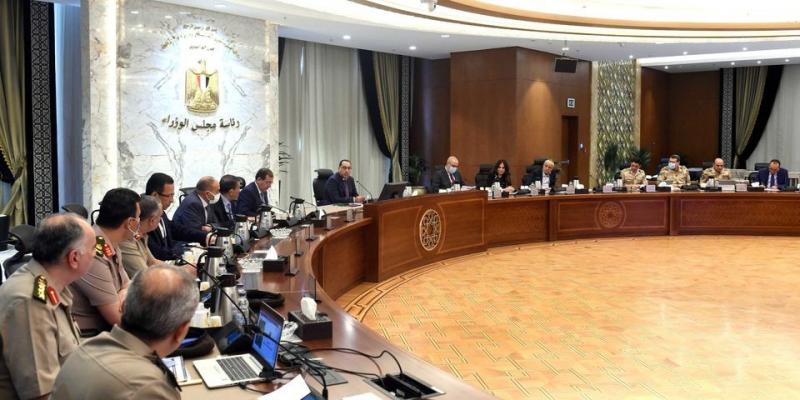 رئيس الوزراء يتابع الموقف التنفيذي لمشروعات العاصمة الإدارية الجديدة