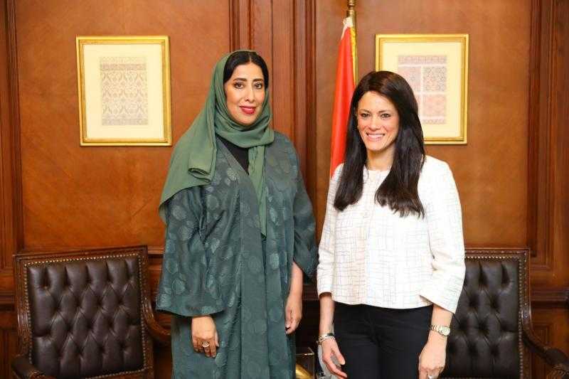 المشاط تستعرض سياسات تمكين المرأة مع نائبة رئيسة مجلس الإمارات للتوازن بين الجنسين