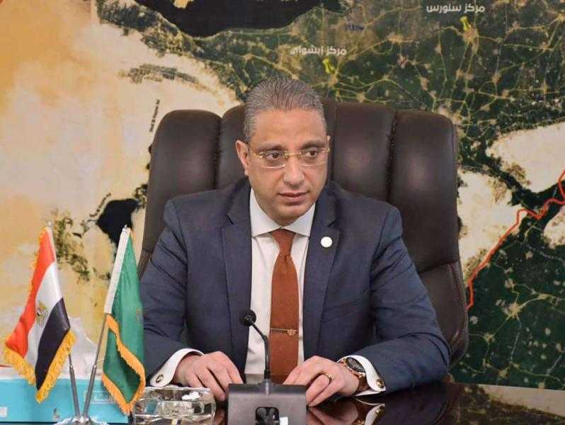 محافظ الفيوم يتابع الموقف التنفيذي لملفي التراخيص البنائية والتصالح على مخالفات البناء