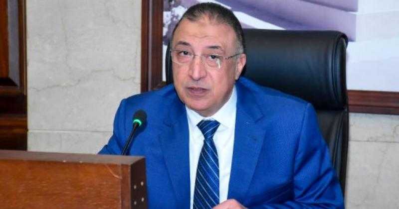 «محافظ الإسكندرية» يوجه بالتصدي للبناء المخالف وإزالة التعديات على الزراعات