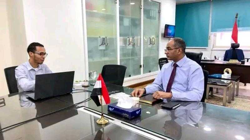 نائب وزير الإسكان يناقش أحدث تكنولوجيا لإعادة استخدام المياه في إنجلترا لنقلها لمصر