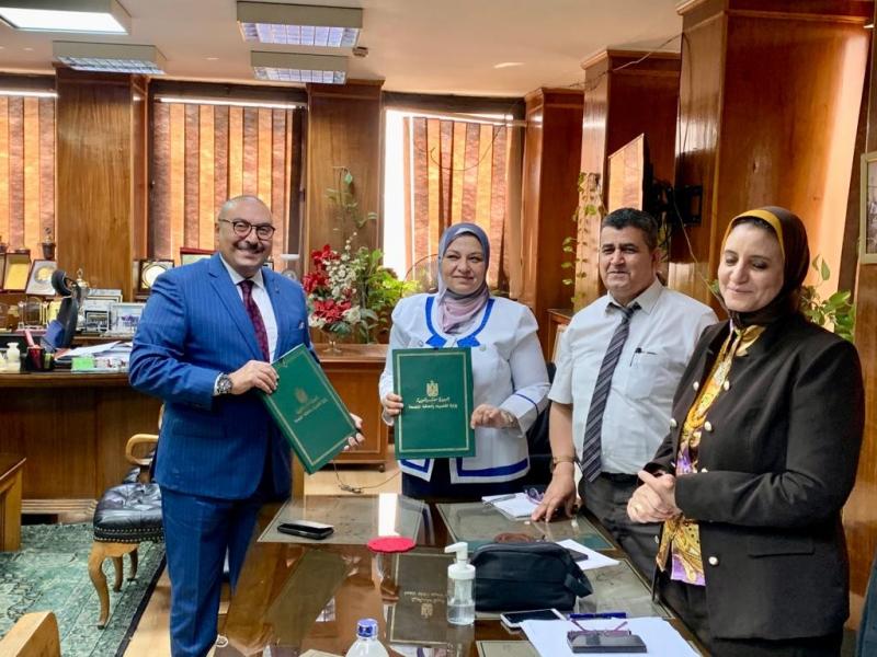 بـ184 مليون جنيه.. «نقل الكهرباء» توقع عقدًا لتوفير التغذية لمحطة المنصورية