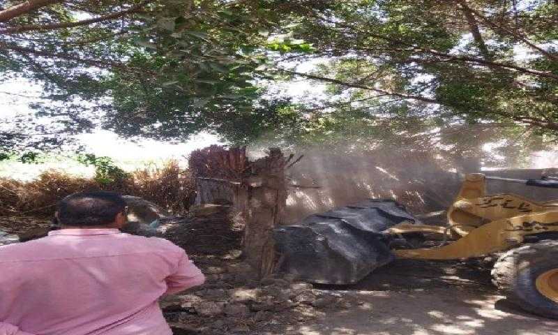 ضمن الموجة الـ20.. إزالة 89 حالة تعد على الأراضي زراعية وأملاك الدولة بأسيوط
