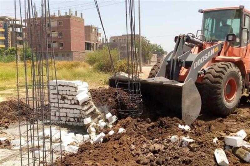 إزالة 22 حالة تعد على الأراضي الزراعية بالغربية