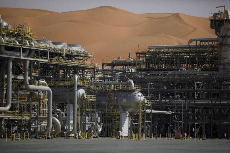 توقعات بتراجع الطلب على نفط السعودية عام 2023