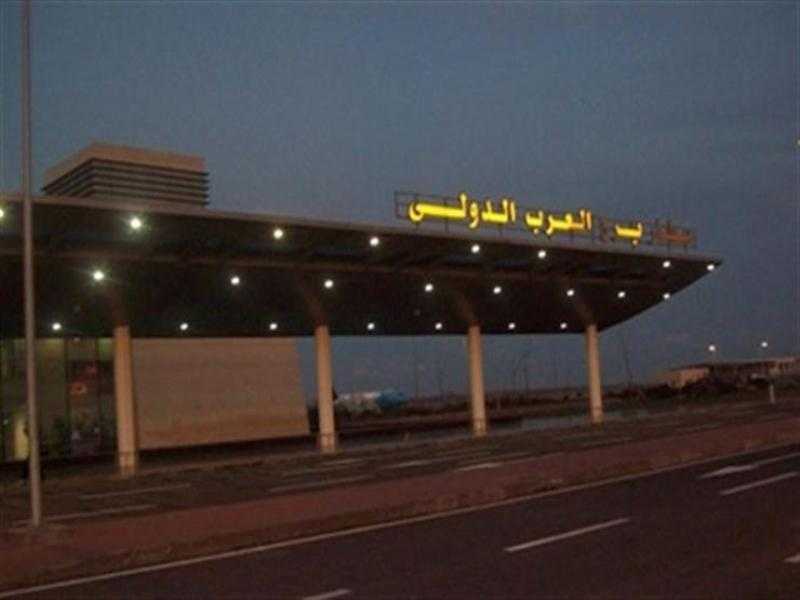جمارك مطار برج العرب تحبط محاولة تهريب طائرتين درون