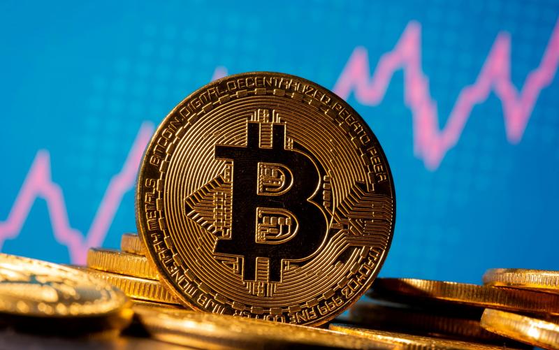 البيتكوين تتجاوز حاجز 20 ألف دولار