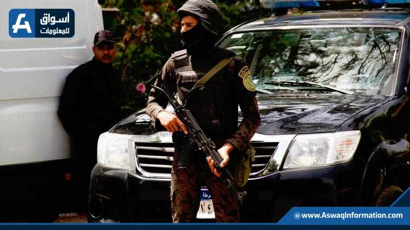 «أخفتها راكبة حول جسدها».. إحباط محاولة تهريب كمية من الألماظ والأحجار الكريمة