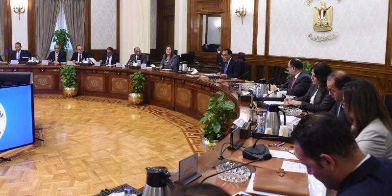 رئيس الوزراء يتابع مستجدات طرح حصص في بعض الفنادق أمام المستثمرين