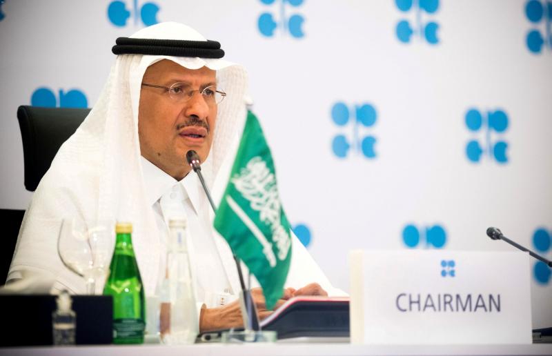 وزير الطاقة السعودي: بعض الدول تستخدم مخزوناتها النفطية للتلاعب بالأسواق