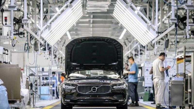 قطاع تصنيع السيارات في الصين يحقق إيرادات 922 مليار دولار في 9 أشهر