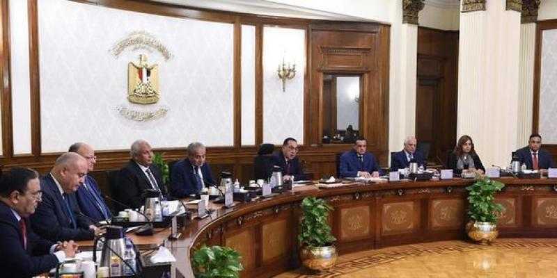 مدبولي: لن يتم السماح بإخفاء السلع أو المبالغة في الأسعار والمُضاربة أو الاحتكار