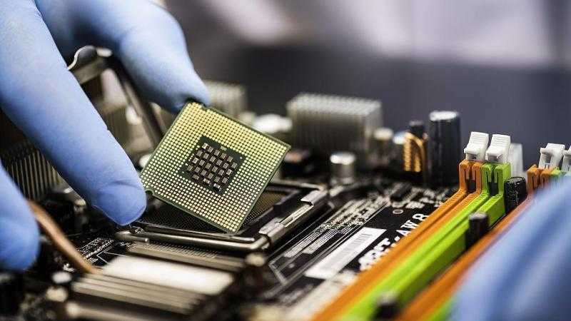 كوريا الجنوبية تستهدف الريادة العالمية في صناعة أشباه الموصلات بحلول 2042