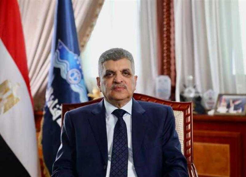 أسامة ربيع: لا يوجد أي مشروع منافس لقناة السويس