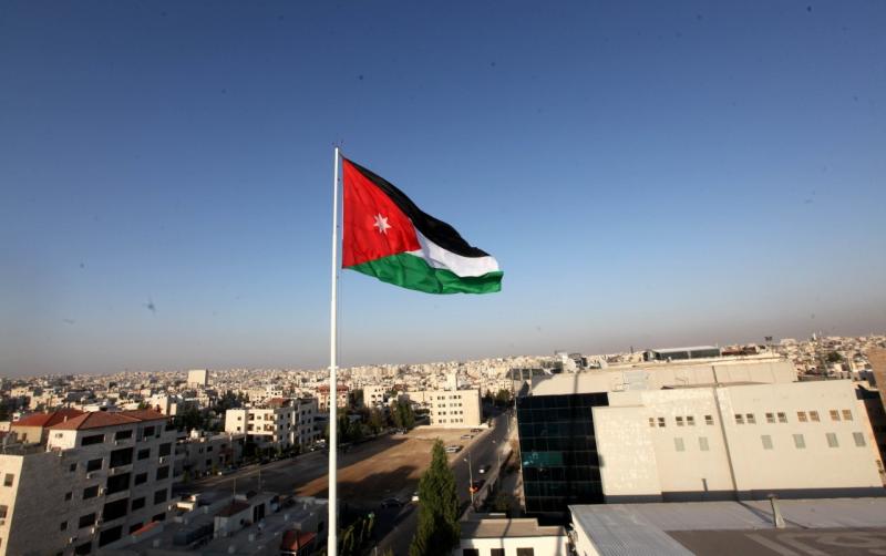الأردن يستهدف دعم سوق السيارات الكهربائية