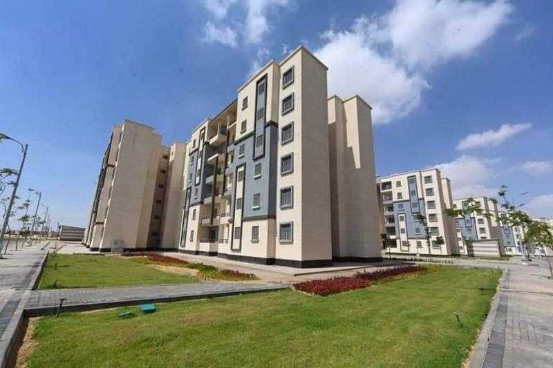 وزير الإسكان يستعرض مشروعات جهاز مدينة الشروق خلال عام 2022