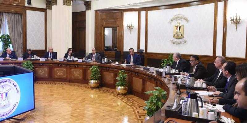بفائدة مخفضة 11%.. مجلس الوزراء يدعم قطاعي الزراعة والصناعة