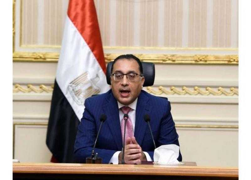 تصل إلى 300 آلاف م3.. رئيس الوزراء يتفقد محطة تحلية المياه بالعريش