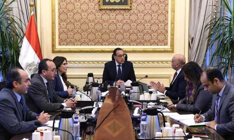 رئيس الوزراء يتابع جهود جهاز تنمية المشروعات المتوسطة والصغيرة ومتناهية الصغر| التفاصيل