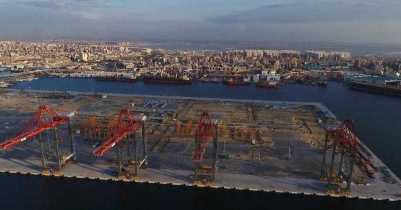 تصوير جوي لأعمال تنفيذ محطة تحيا مصر بميناء الإسكندرية| فيديو