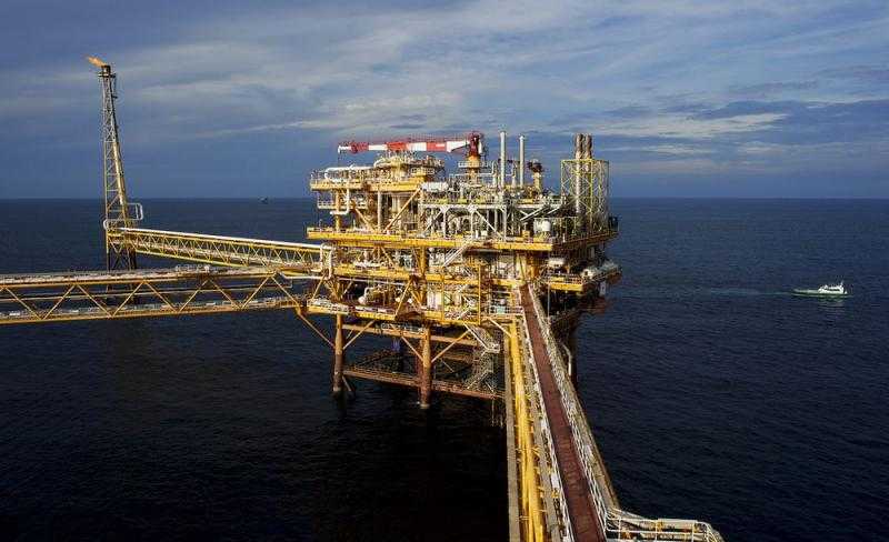 توقعات بزيادة احتياطي السنغال من النفط والغاز الطبيعي بنحو 10 %