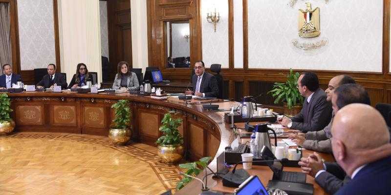 مدبولي: إعلان القائمة الكاملة للشركات المقرر طرحها في البورصة «قريبًا»