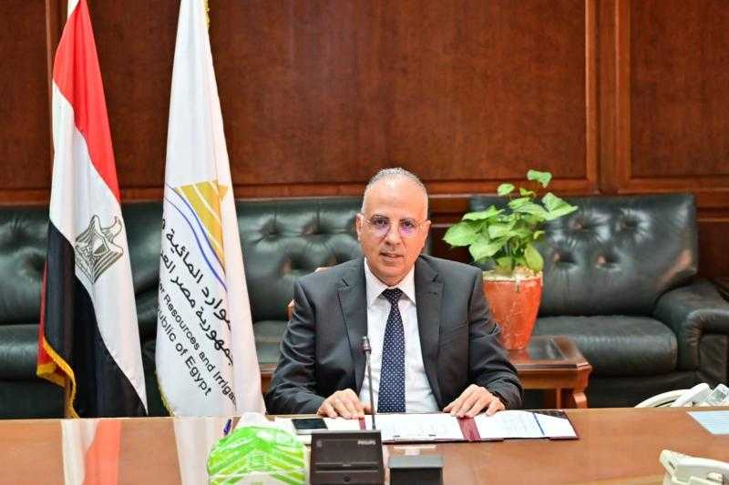 وزير الري يتابع أعمال تأهيل الترع وتدبير الأراضي بمراكز مبادرة حياة كريمة