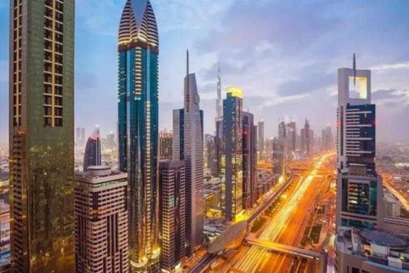مبادلة: الاستثمارات غير النفطية تساعد على النمو الاقتصادي للإمارات