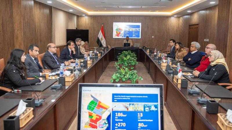 «قناة السويس» تستقبل وفد شركة Sime Darby الماليزية لبحث سبل التعاون