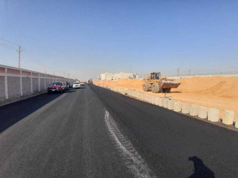 بطول 1200 متر.. رئيس مدينة الشروق يعلن بدء تنفيذ محور عرضي جديد
