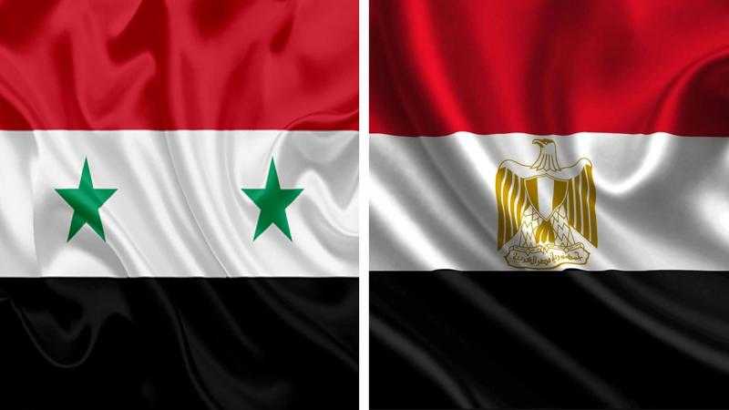وصول سفينة تابعة للبحرية المصرية لميناء اللاذقية محملة بمئات الأطنان من المساعدات
