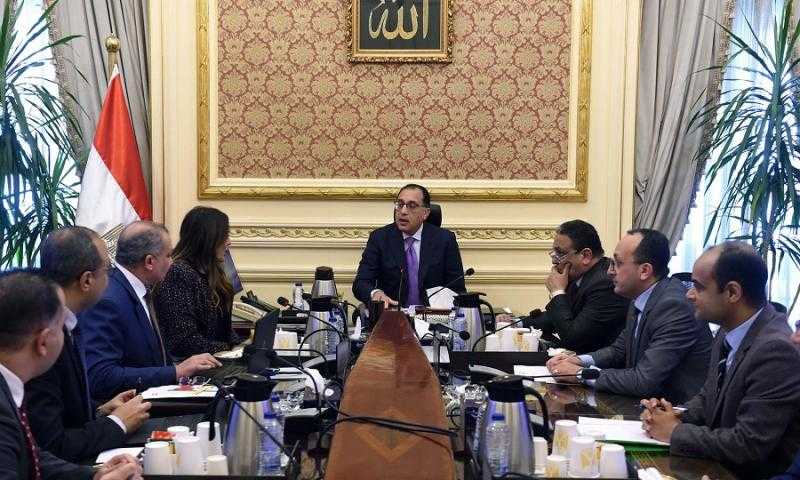 مدبولي يتابع الموقف التنفيذي لمشروعات التطوير العمراني بالمحافظات