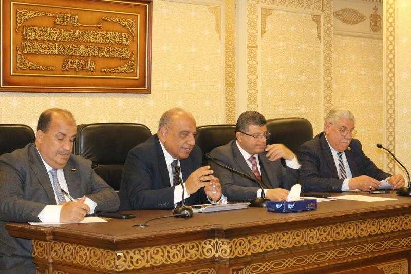 وزير قطاع الأعمال: 30 مليار جنيه تكلفة تطوير شركات القطن والغزل والنسيج