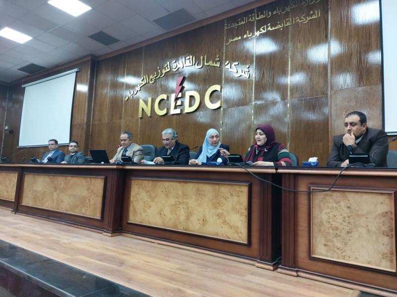 بشركة الكهرباء.. مصلحة الضرائب تعقد ندوة حول ”الفاتورة الإلكترونية”