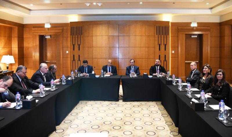 «الملا» يُثمن دور الشراكات الأجنبية لتنمية صناعة البترول والغاز في مصر