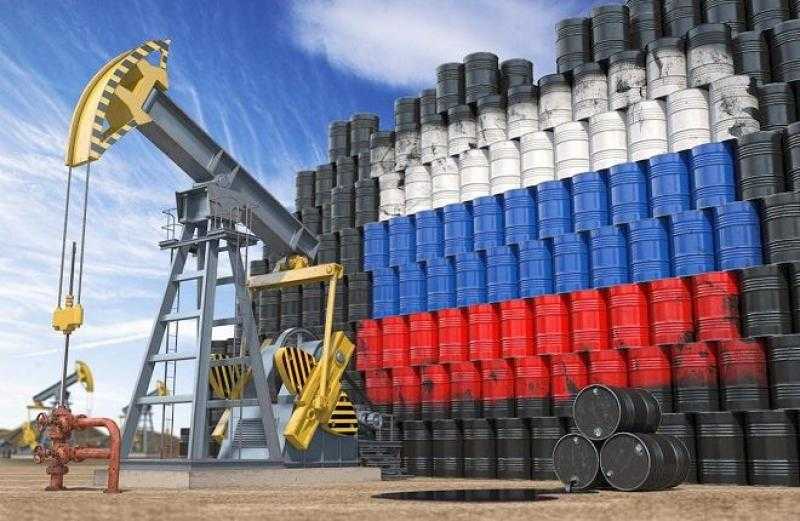 انخفاض صادرات النفط الروسية المنقولة بحرًا 1.5% فبراير الماضي