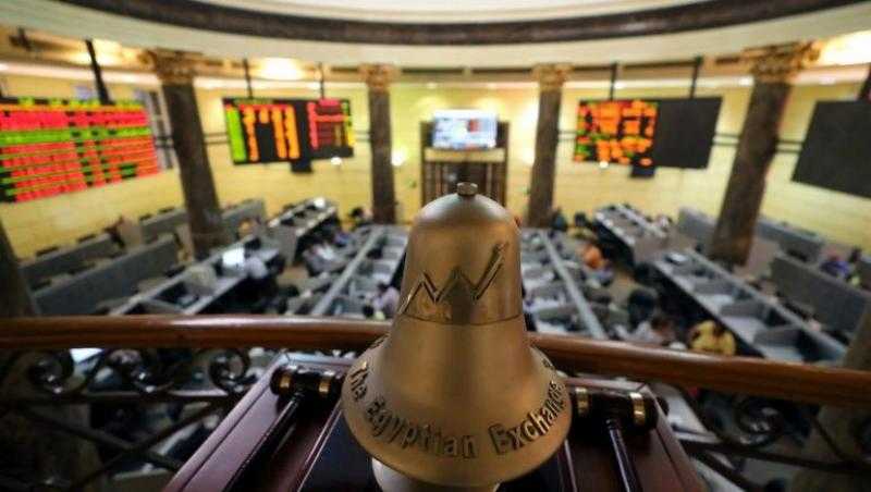 أزمة سيليكون فالي تواصل العصف بمؤشرات البورصة في افتتاح الجلسة