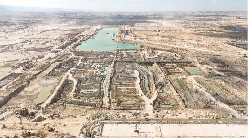 ”النقل” تنشر صورًا لأعمال تطوير ميناء السخنة
