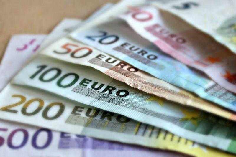 استقرار سعر اليورو اليوم الجمعة 17 مارس 2023 في مصر