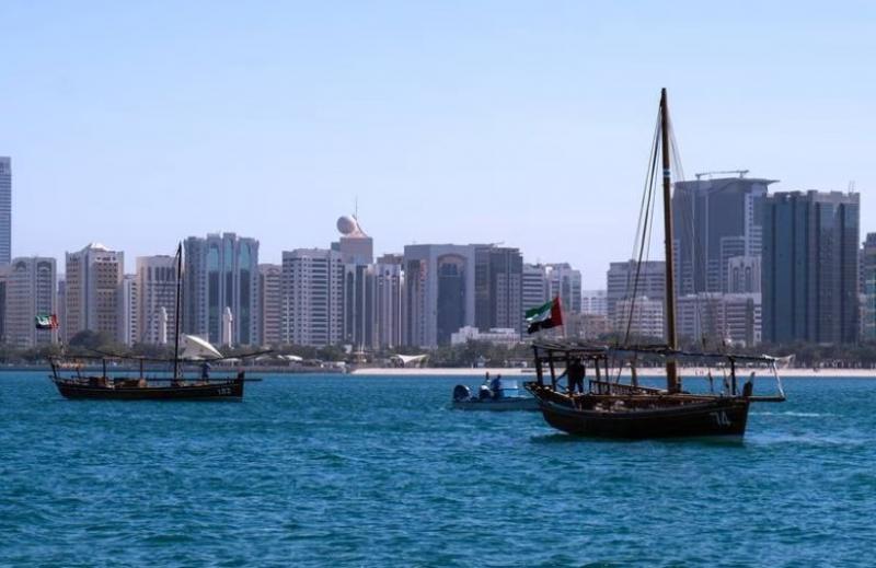 لاستدامة الصناعات الإماراتية.. مؤشر التكنولوجيا الجديد يساعد القطاع الخاص بنحو 5%