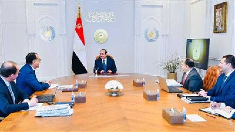 السيسي يوجه بتعزيز التكامل بين قطاعي «السياحة والطيران»