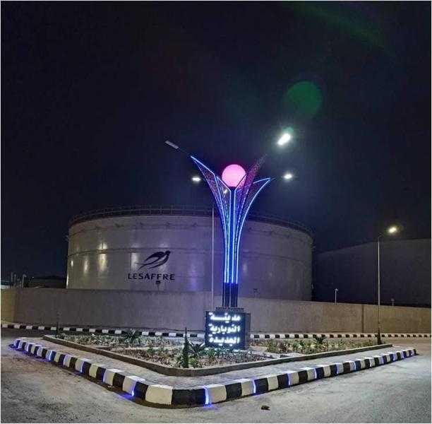 وزير الإسكان يتابع المشروعات الجاري تنفيذها بمدينة النوبارية الجديدة