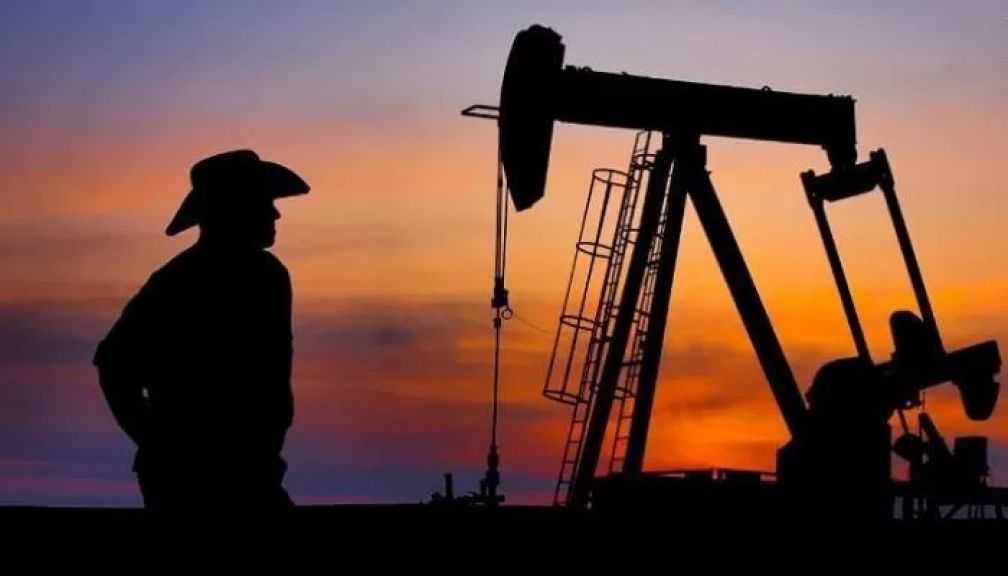 توقعات بفقدان 300 ألف برميل يومياً من النفط الأمريكي بسبب موجة صقيع