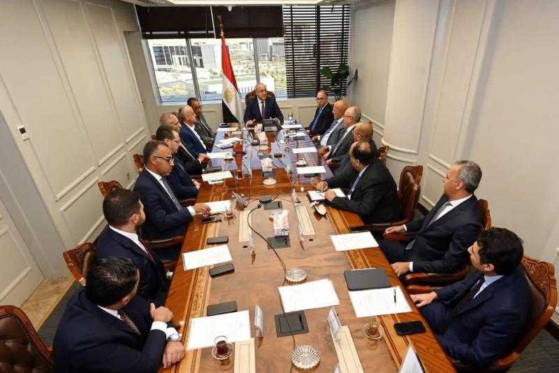 كواليس لقاء وزير الإسكان بمجموعة من المطورين العقاريين لمناقشة التحديات