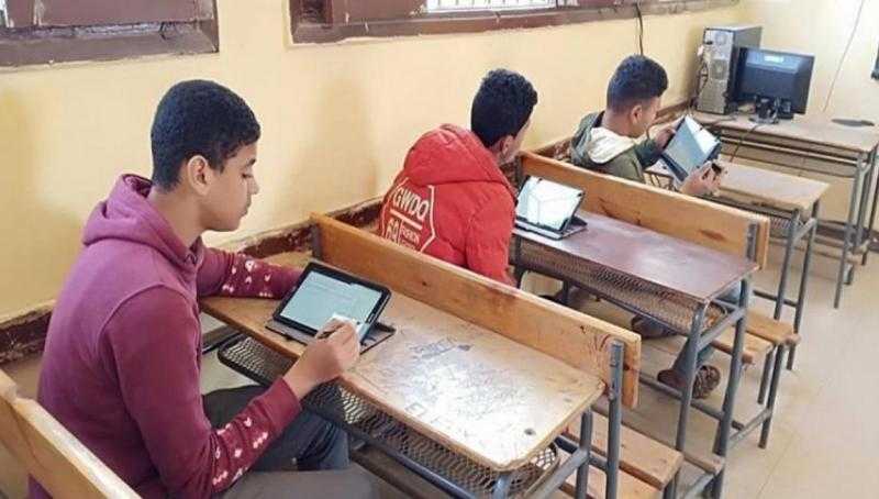 التربية والتعليم تُعلن التعليمات المنظمة لأداء الامتحانات الإلكترونية لـ«أبناؤنا في الخارج»