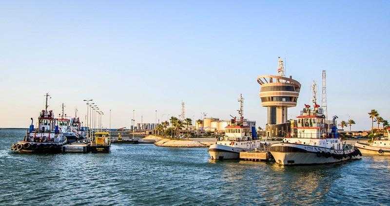 «ميناء دمياط» يستقبل كميات من الصويا والقمح ويُصدر اليوريا والأسمنت والملح