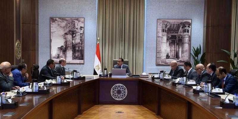 «مدبولي» يناقش التعديلات المقترحة لمشروع قانون التصالح على مخالفات البناء