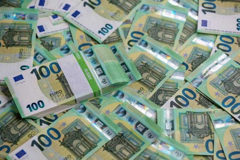 سعر صرف اليورو اليوم الثلاثاء في مصر.. انخفاض طفيف